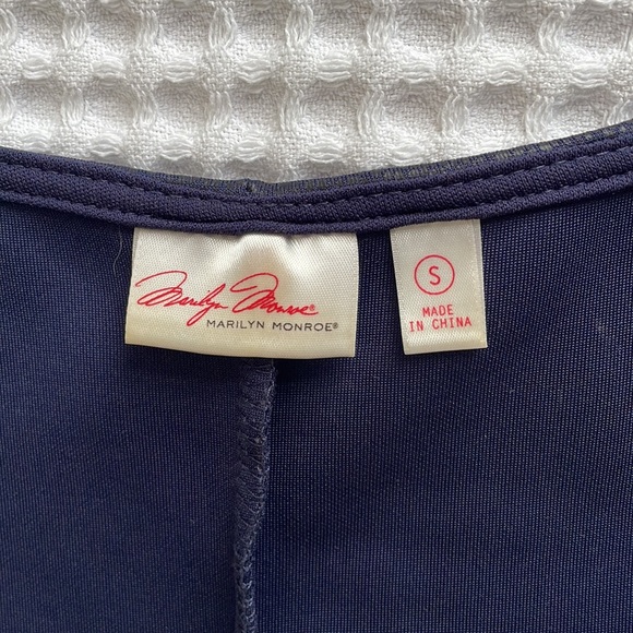 Marilyn Monroe Blue Dress - Size S - Leather Look - Picture 2 of 3